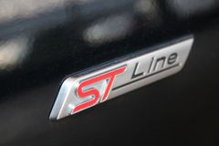 Fahrzeugabbildung Ford Mondeo 2,0 TDCi Turnier Automatik ST-LINE + AHK