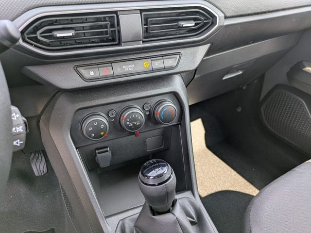 Fahrzeugabbildung Dacia Jogger Essential ECO-G 100