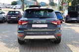 Seat Arona 1.0 TSI FR Beats LED Navi ACC Totwinkel - mit Benzin-Antrieb: Grau, Ambiente-Beleuchtung, Geländewagen