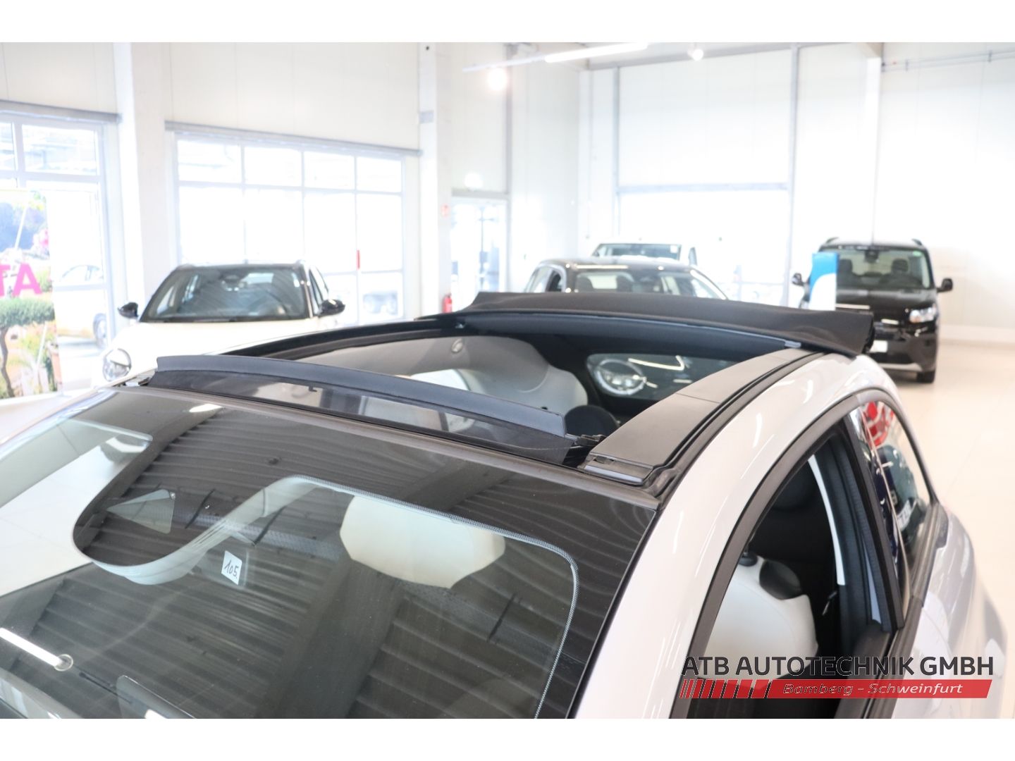 Fahrzeugabbildung Fiat 500C ICON + Komfortpaket Hybrid 1.0l PDC Rückfah