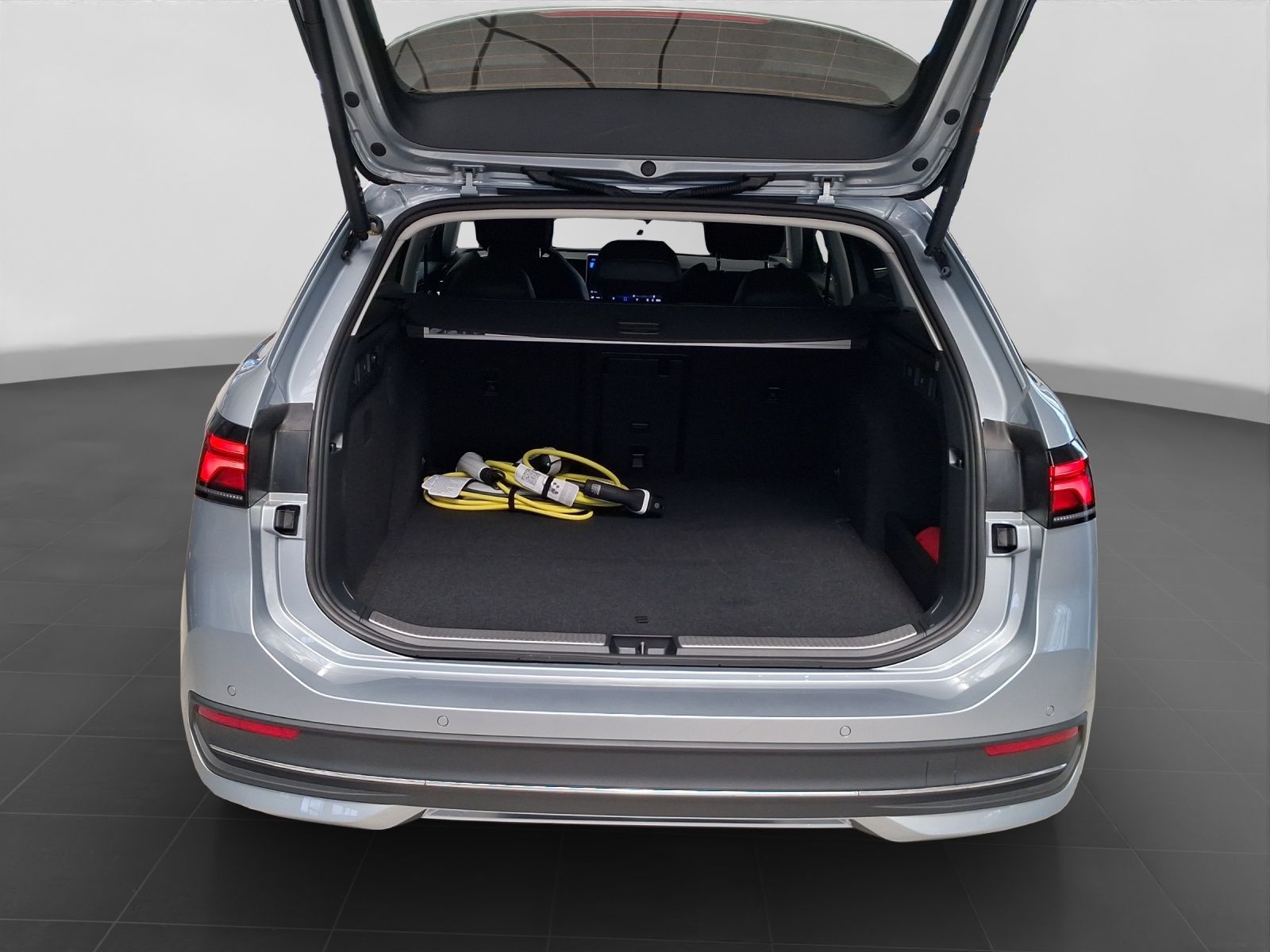 Volkswagen Passat Variant - Bild 17