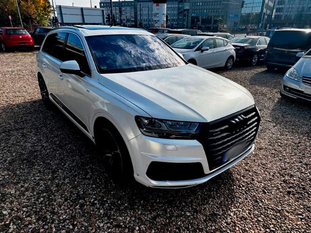 Audi Q7 3.0 TDI Quattro + S-Line +Pano + LED + 7-Sitz