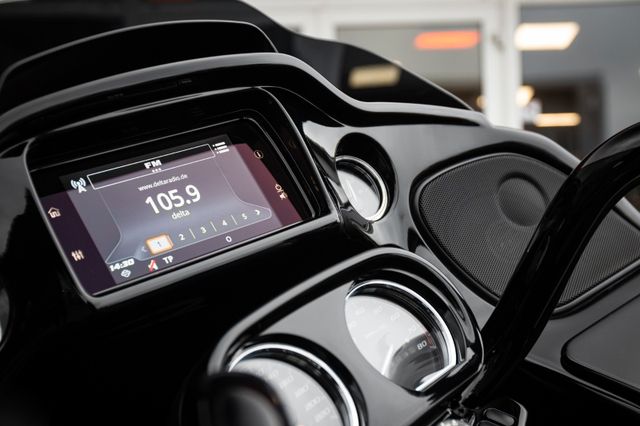 Fahrzeugabbildung Harley-Davidson ROAD GLIDE ST 117 MY23 FLTRXST sofort verfügbar!