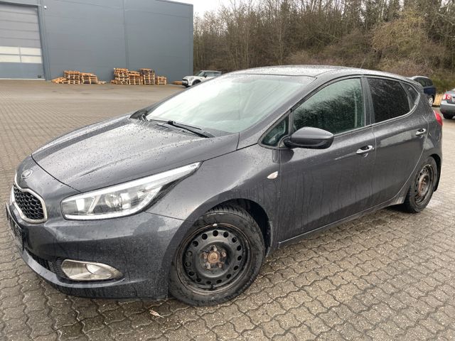 Kia cee'd / Ceed 1.6 CRDi  130PS N 31806