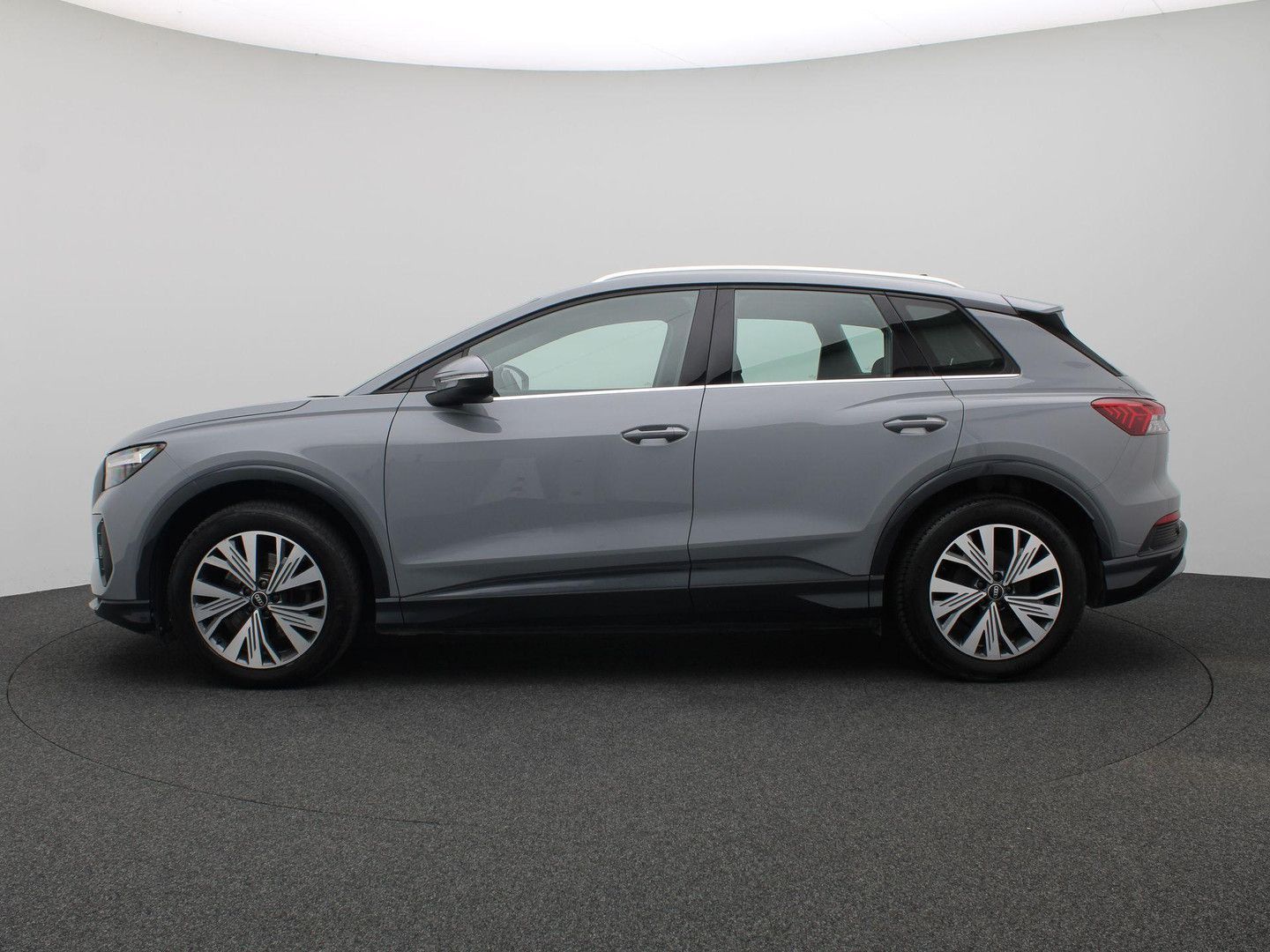 Audi Q4 e-tron 35 Advanced edition 55kWh 170PS Aut. 8 imagem 2