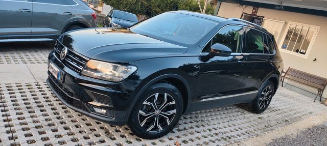 Volkswagen Tiguan 2.0 TDI SCR DSG Business BlueM