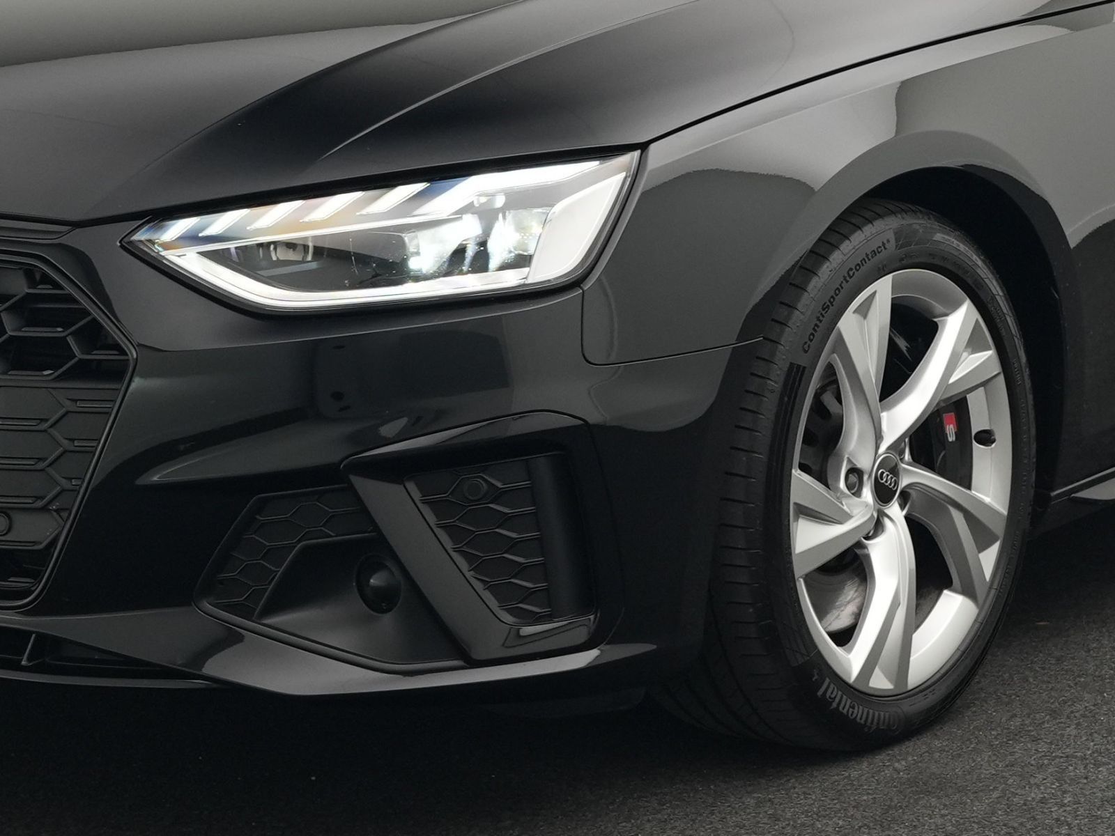 Audi S4 - Bild 17