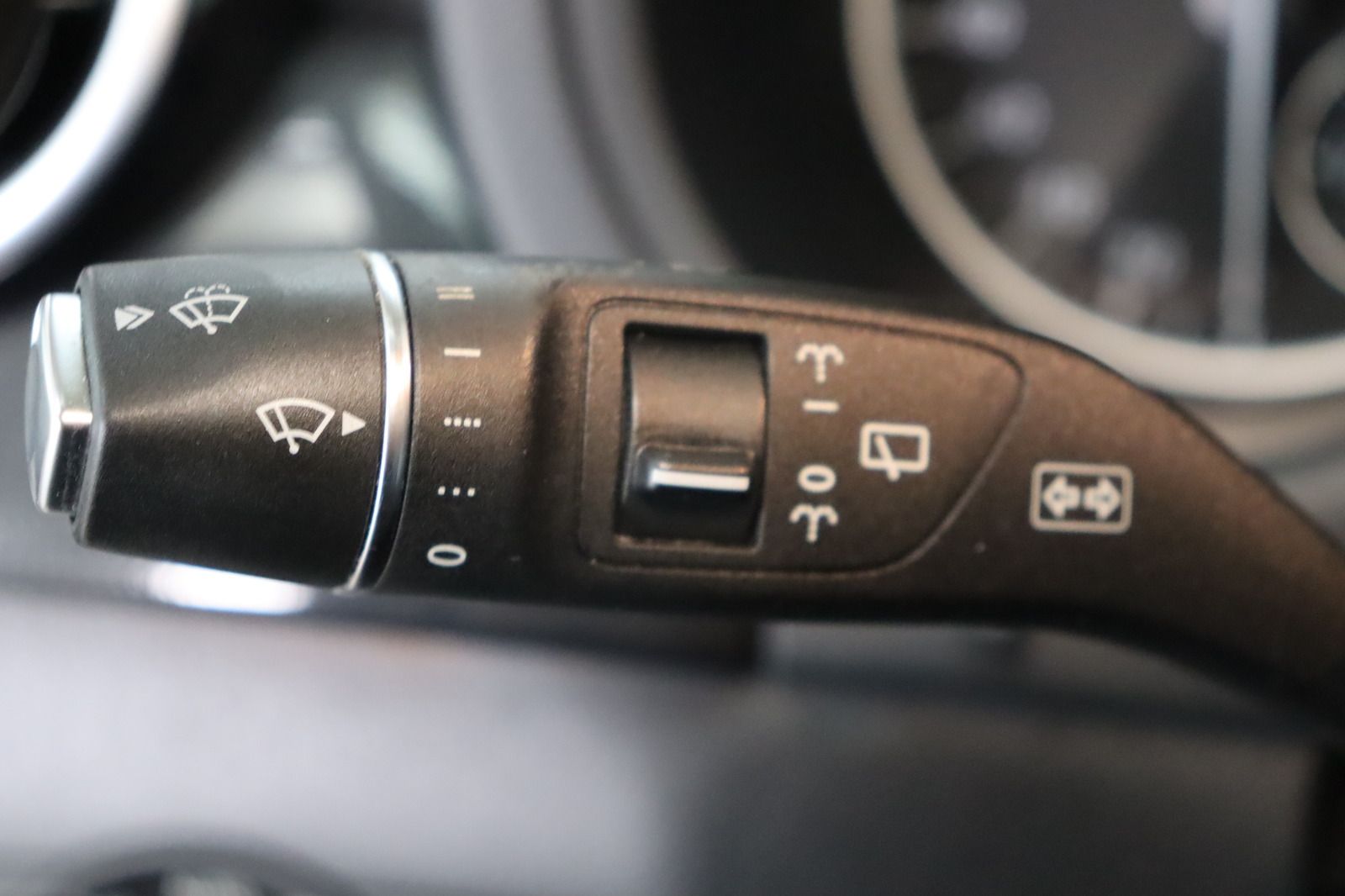 Fahrzeugabbildung Mercedes-Benz B 200 BlueEFFICIENCY * Bi-Xenon * Sitzhzg. * PDC