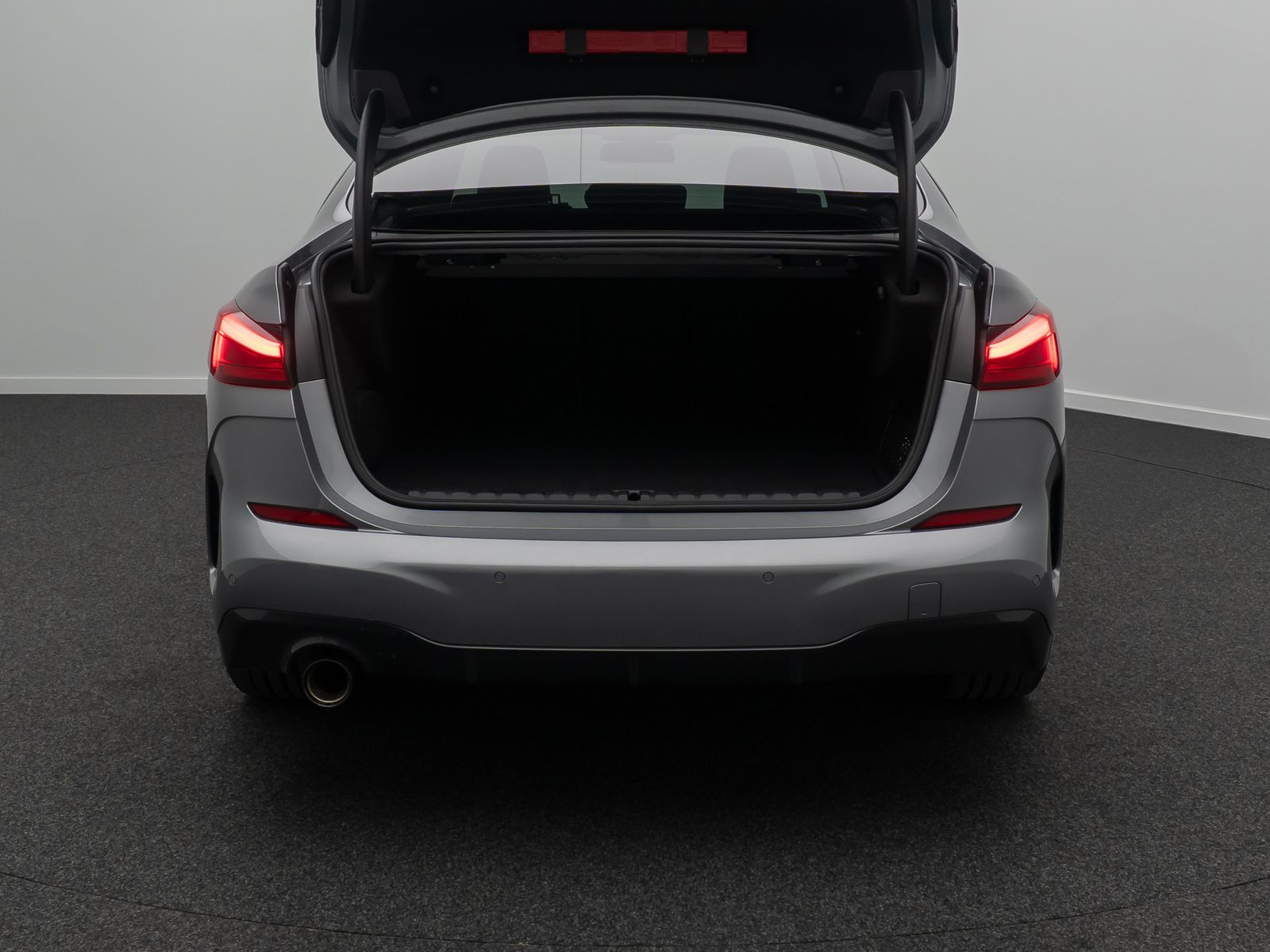 Fahrzeugabbildung BMW 218i Gran Coupé M Sport Kamera DAB HiFi 19Zoll