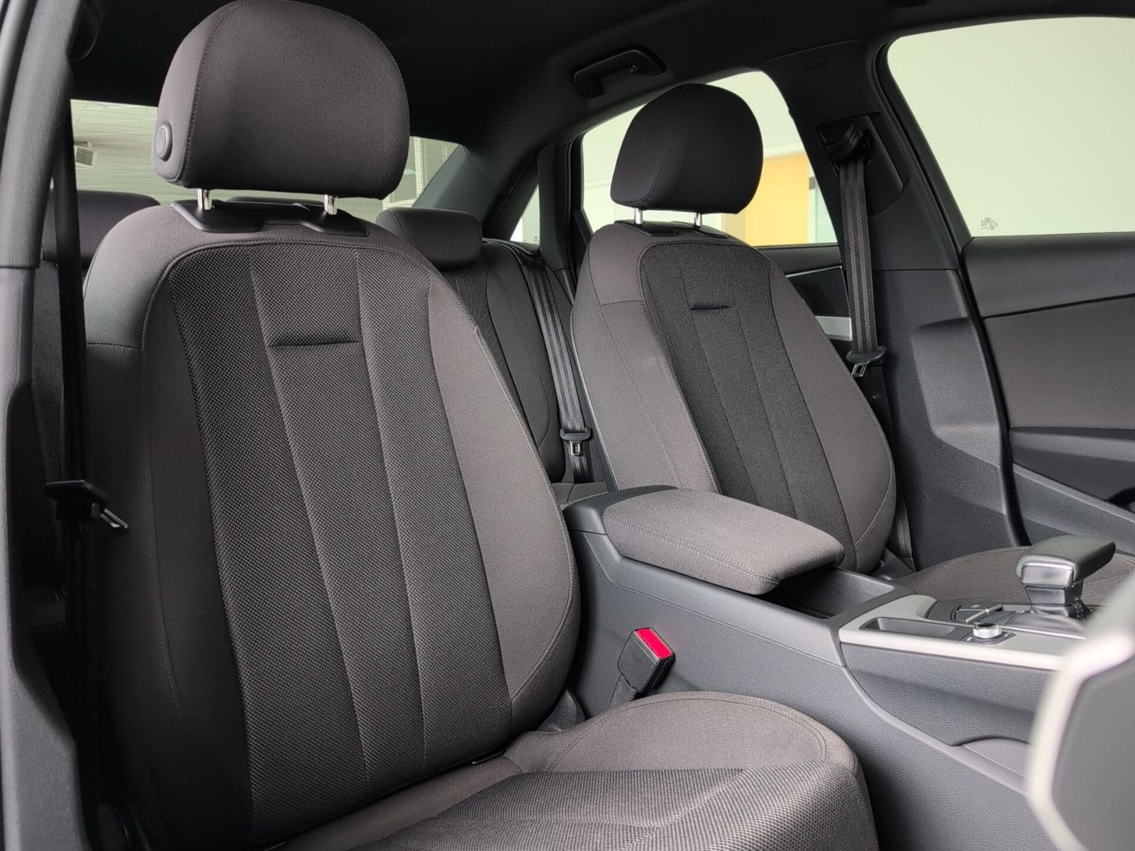 Audi A4 40 TDI quattro advanced Virtual BLACK 18 LED foto 18