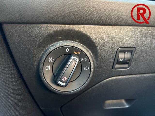 Leon Style 1.4 TSI Navigationssystem Park Distan