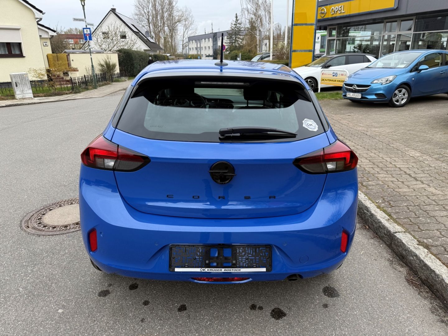 Fahrzeugabbildung Opel Corsa F Edition mit Tech+Winter+Komfort-Paket