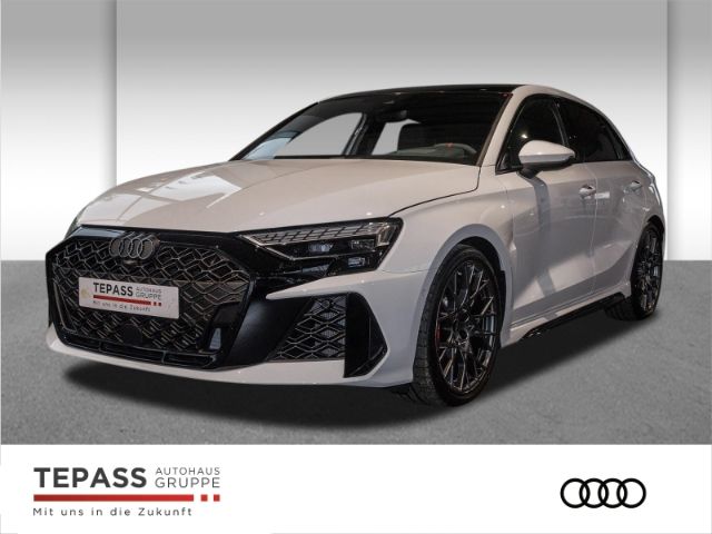 Audi RS3 Sportback 2.5 TFSI QUATTRO NAVI PANO 280KMH 