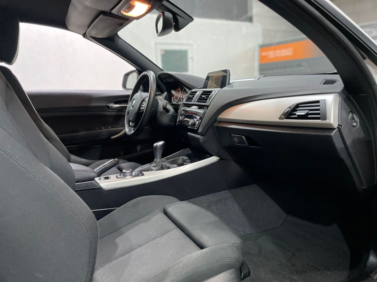 Fahrzeugabbildung BMW 218 d Advantage#Sport#Bi-Xenon#Navi#PDC#Tempo