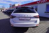 Skoda Superb Combi 2.0 TSI DSG Style LED Navi ACC AHK - Skoda Superb: Weiß
