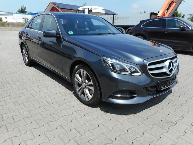 Mercedes-Benz E 350 BlueTec 4Matic  Avantgarde  Kamera  Navi