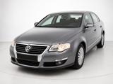 Volkswagen PASSAT AUTOMATIK COMFORTLINE LIMOUSINE *2.HAND* - gebrauchte VW Passat aus dem Jahr 2005