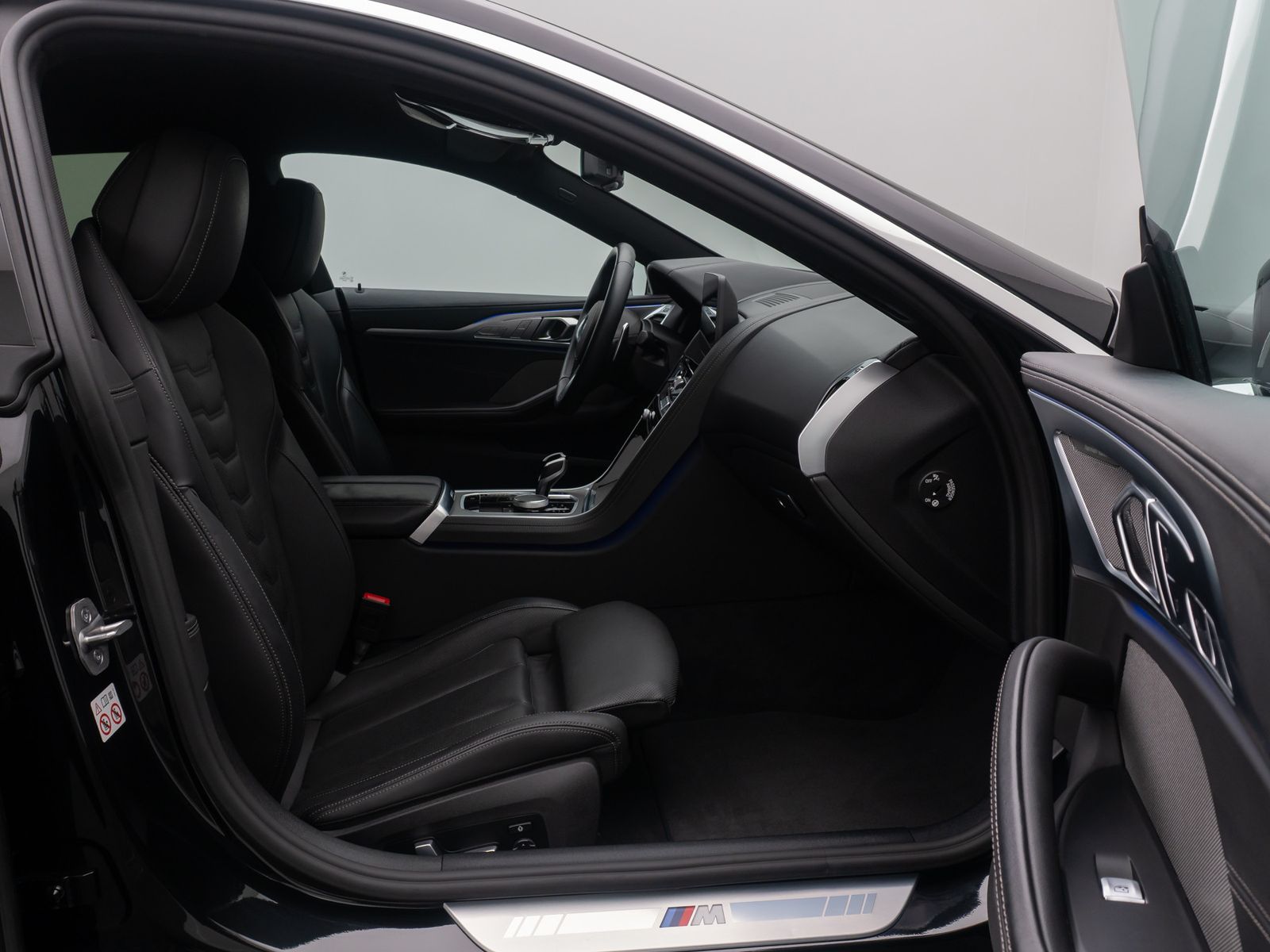 Fahrzeugabbildung BMW 840i Gran Coupé M Sport DAB SoftClose DisplayKey