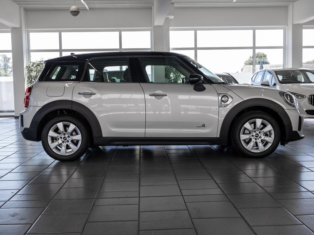 MINI Countryman Cooper SE ALL4 Classic Trim LED NAVI