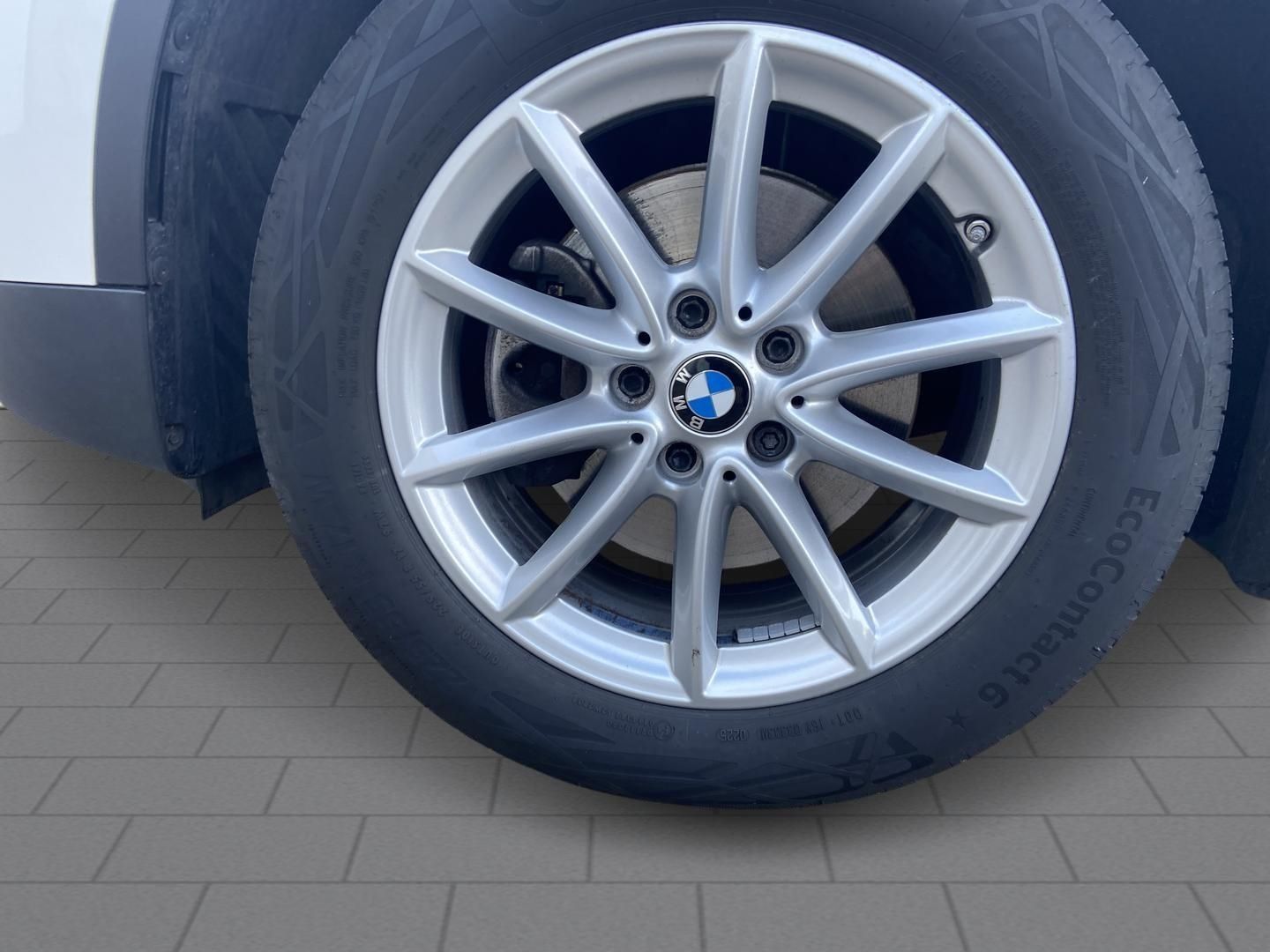 BMW X1 sDrive18d Navi LED SHZ PA PDC Sportsitze foto 6