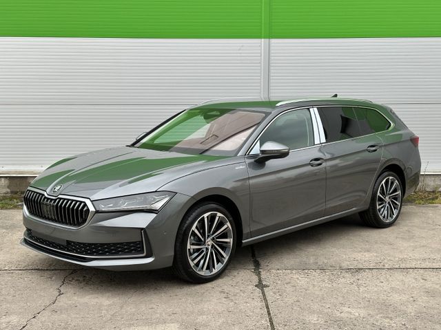 Skoda Superb Combi L&K 4x4 Leder NAVI El.Heckk.DCC AHK