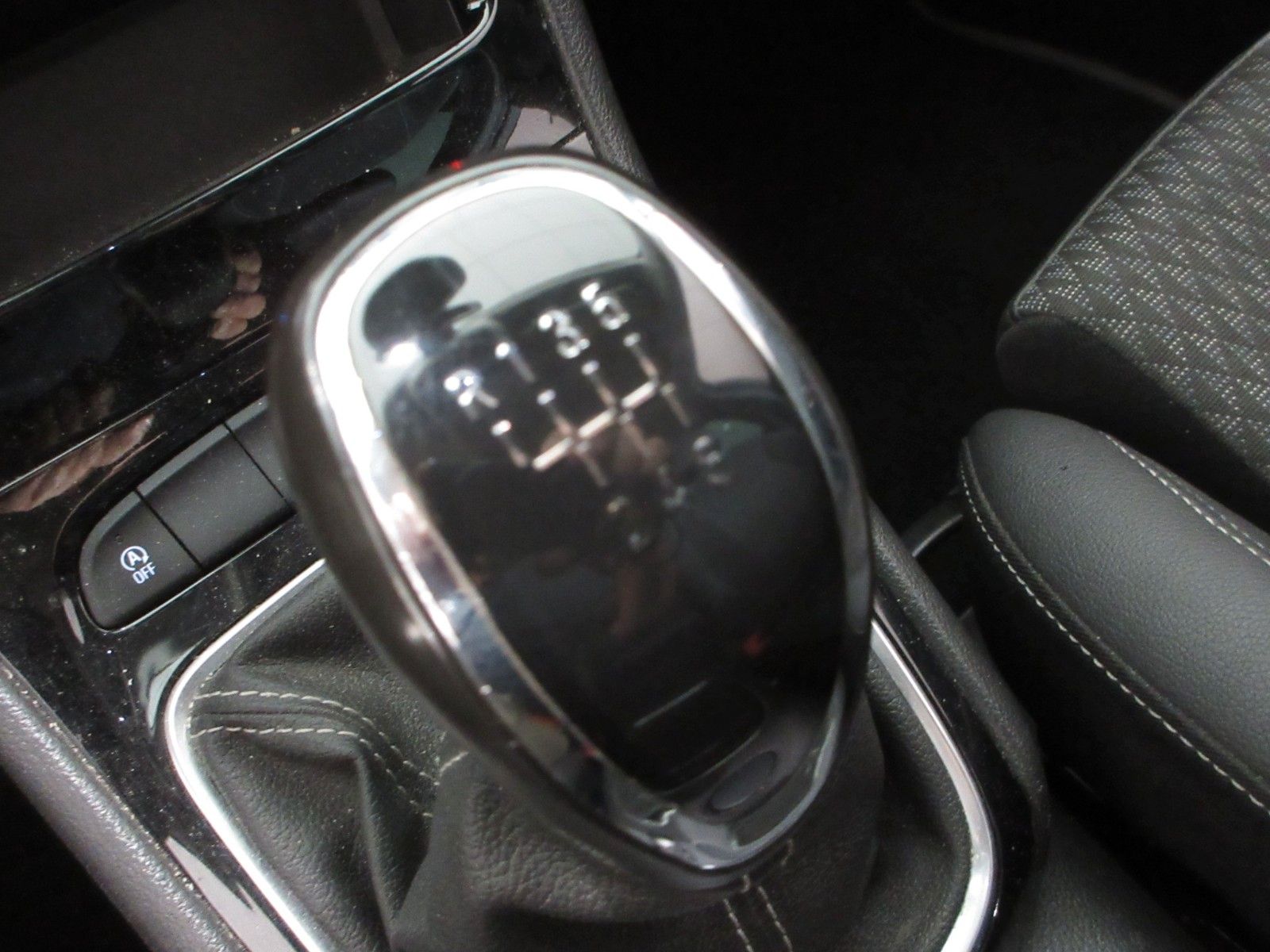 Fahrzeugabbildung Opel Astra K Sports Tourer Innovation Start/Stop
