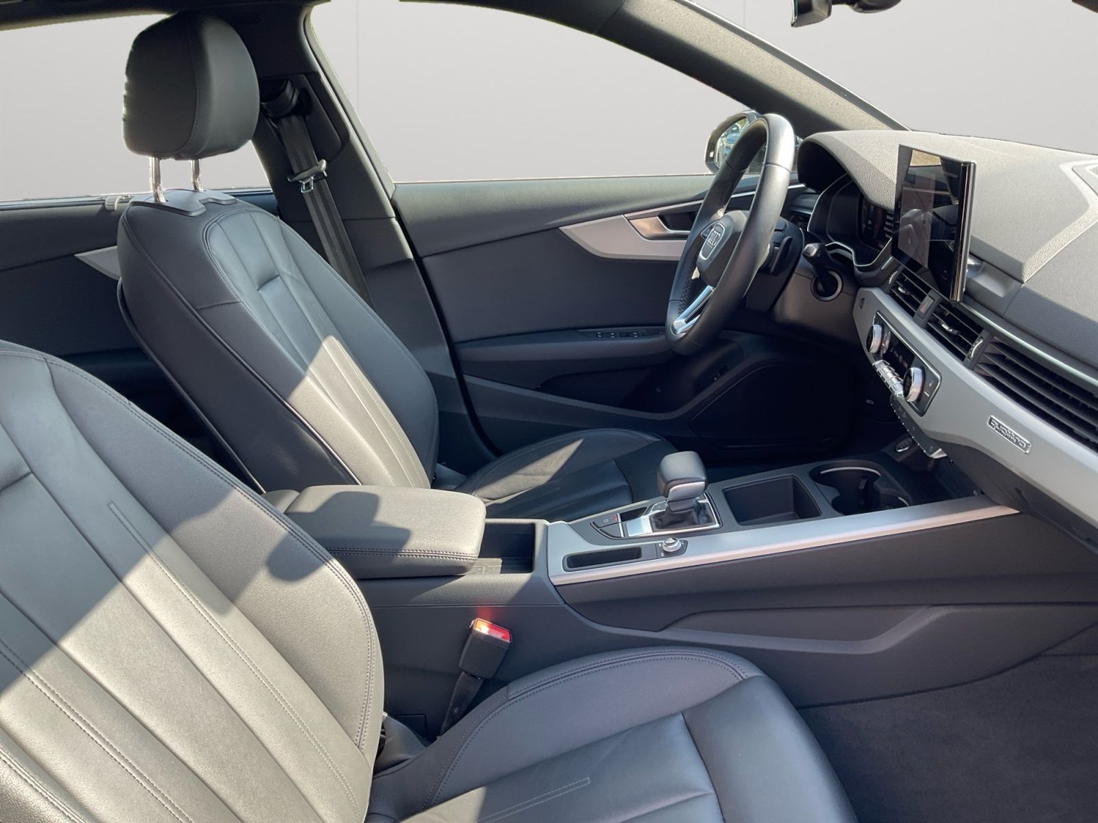 Audi A4 - Bild 15