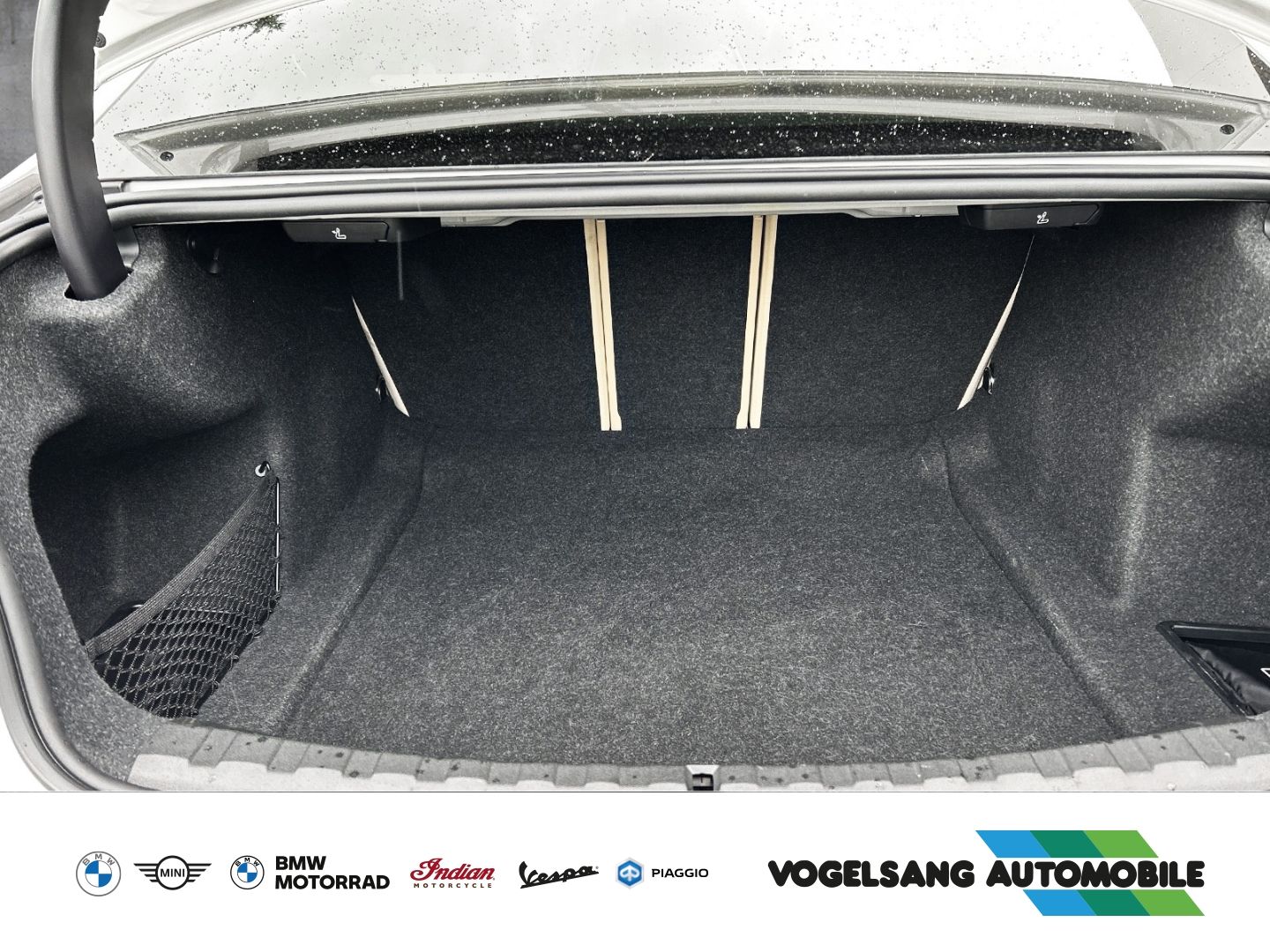 Fahrzeugabbildung BMW 320 d Lim.,M Sport,AHK,ACC,HIFI,Curved Display