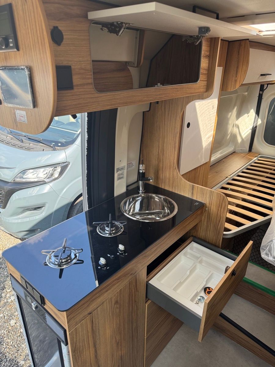 Fahrzeugabbildung Karmann Dexter DE 600 Concept Paket