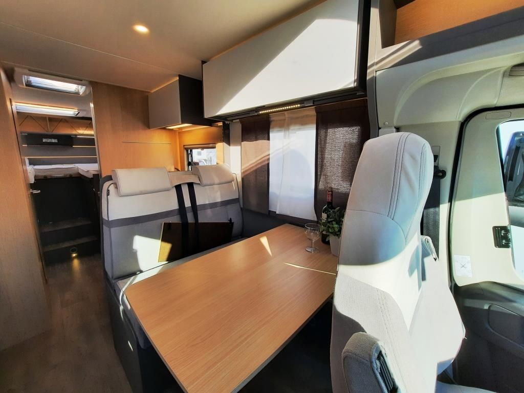 Fahrzeugabbildung LMC Tourer Lift H 730 G Sparen Sie 26.089,- €