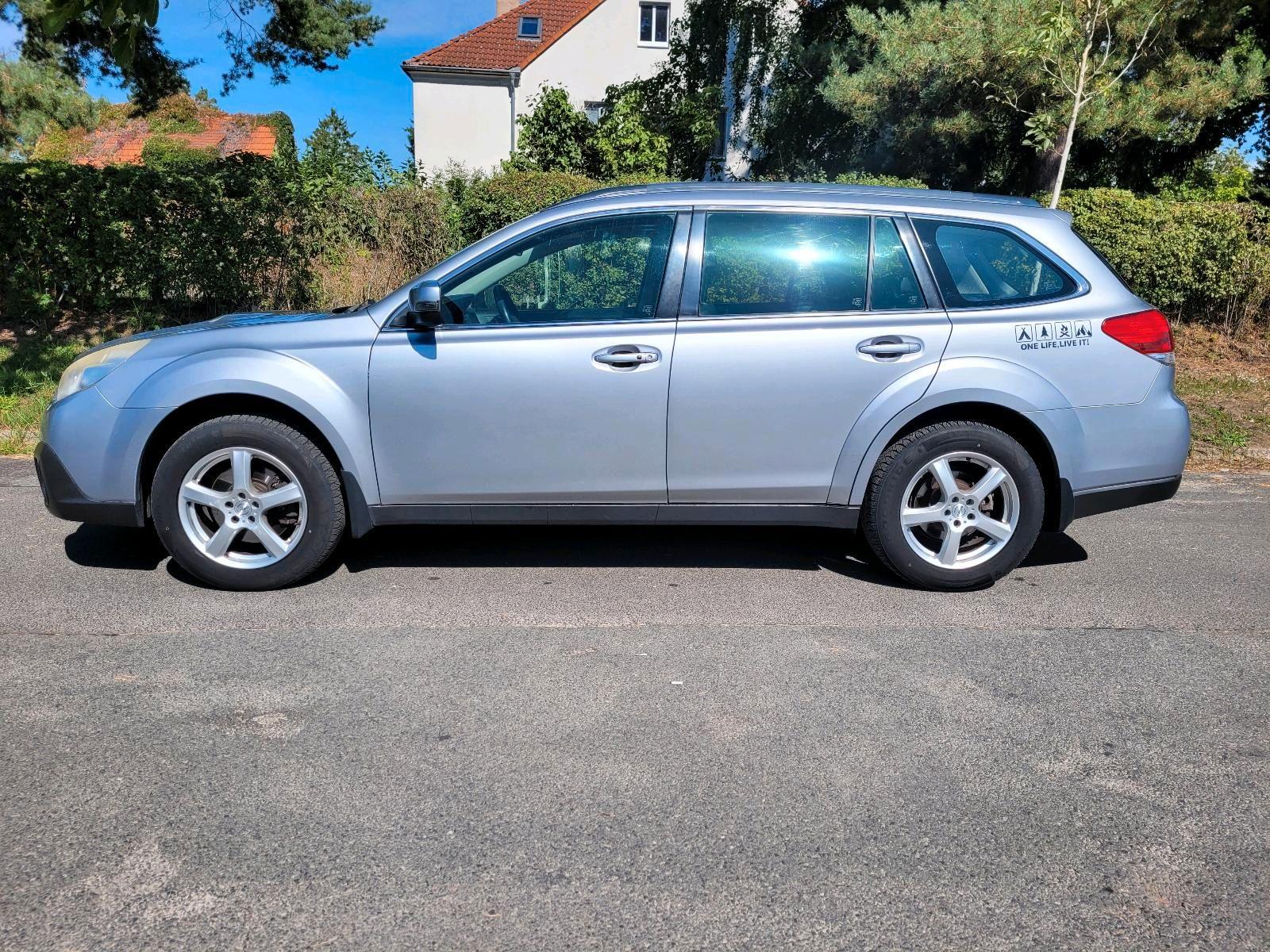 Subaru Outback 2013 — engine 150 HP (110kW)