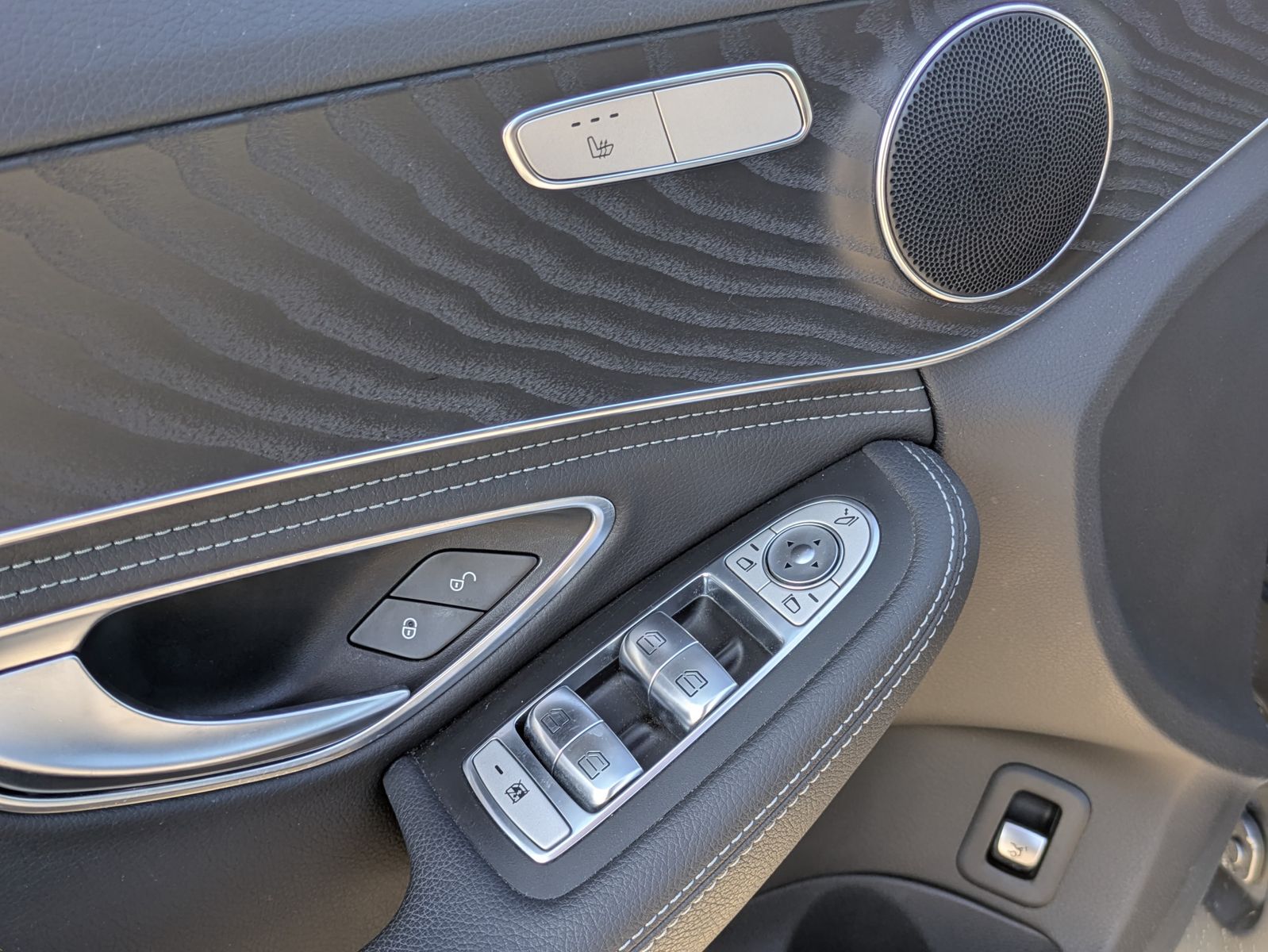Fahrzeugabbildung Mercedes-Benz C 250 d BlueTec AVANTGARDE 4Matic ACC/KAM/LED