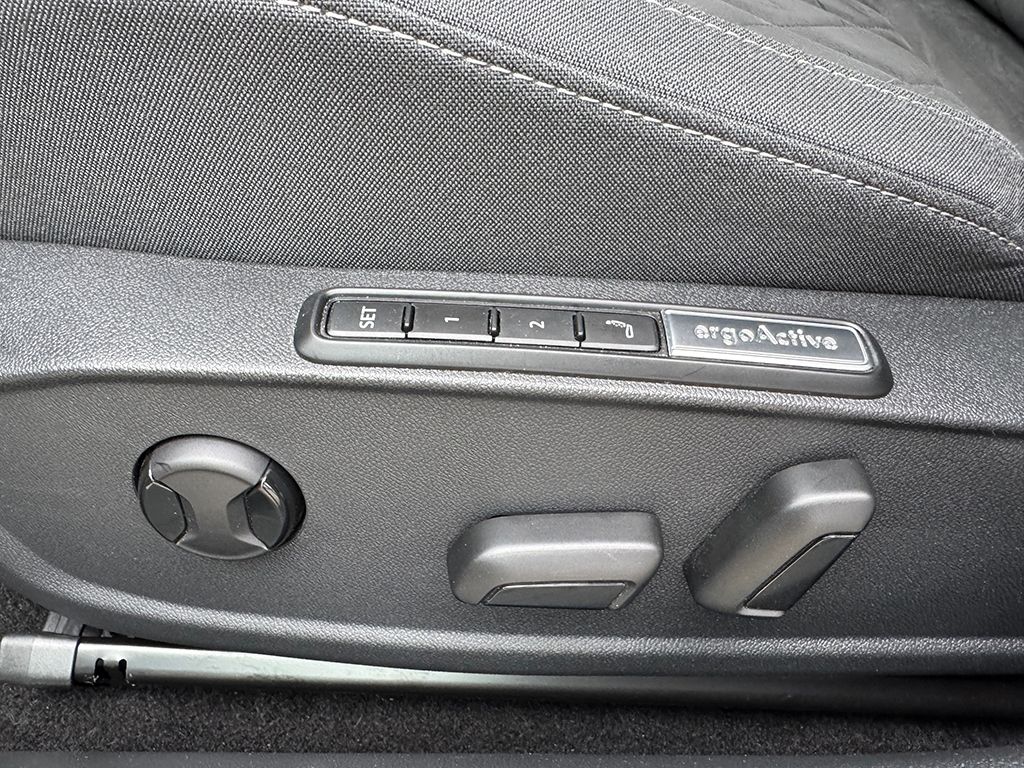 Golf VIII Variant 1.5 eTSI STYLE *DCC*STDHZG*