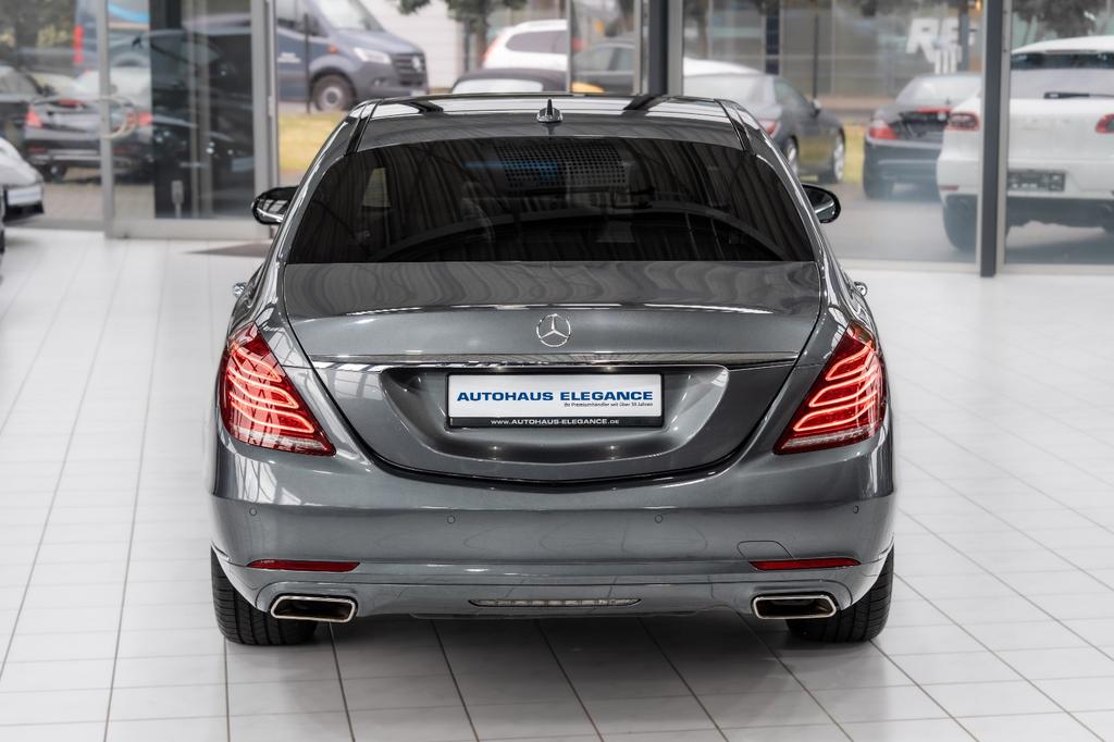 Mercedes-Benz S 400