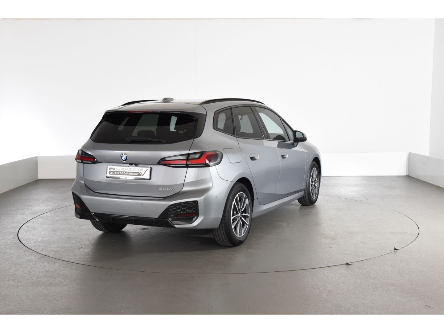 BMW 220 Active Tourer i M Sport Anhängerkupplung Len foto 4