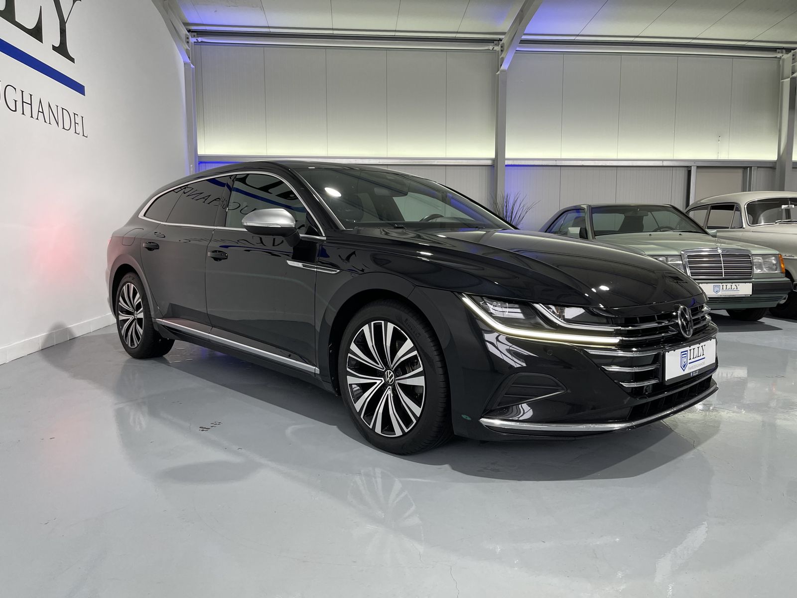 Fahrzeugabbildung Volkswagen Arteon Shooting Brake 2.0 TDI*Leder*AHK*Pano*Cam
