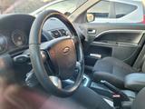 Ford Mondeo 2.0 tdci - Ford Mondeo aus 2005 mit Diesel-Antrieb