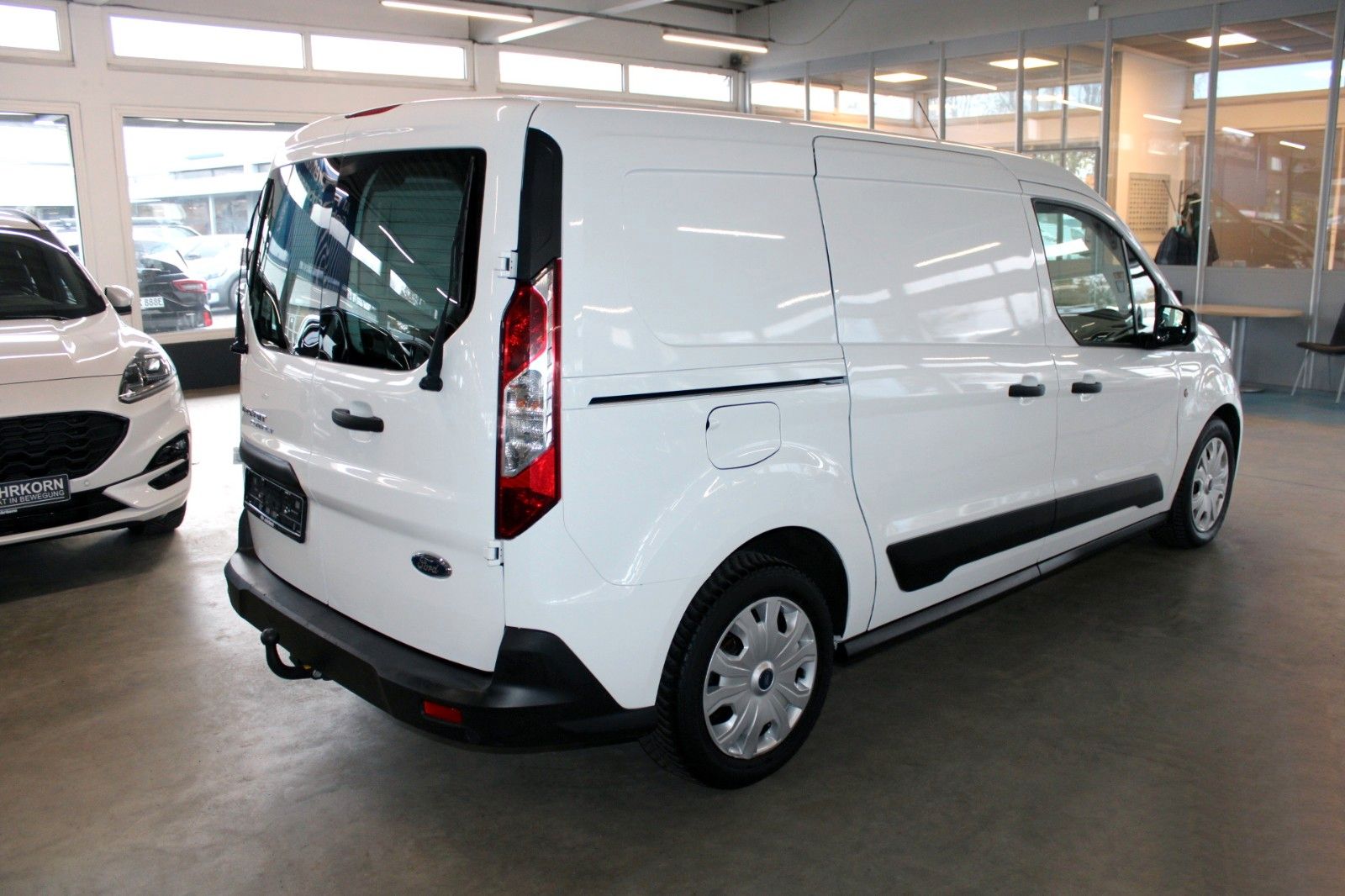 Fahrzeugabbildung Ford Transit Connect TREND L2 KLIMA PDC AHK
