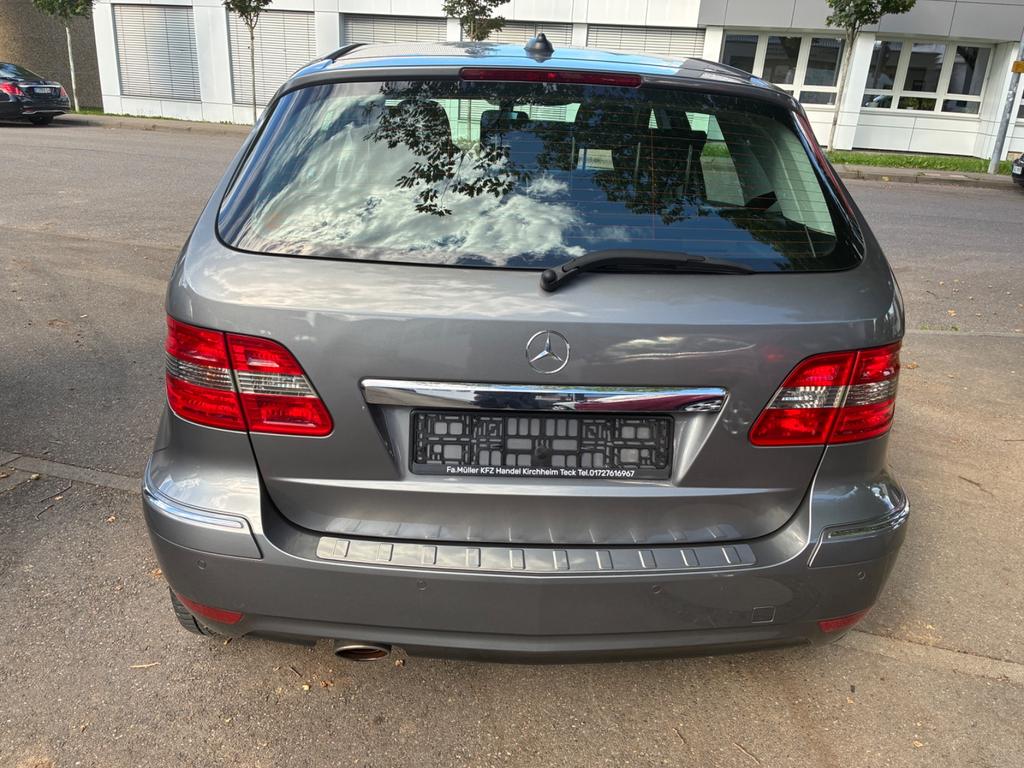 Mercedes-Benz B 170