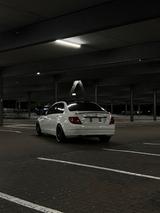 Mercedes-Benz C 200 CGI Gepflegt / Sauber / GuteAusstattung - Mercedes-Benz C 200 Gebrauchtwagen in Freiburg