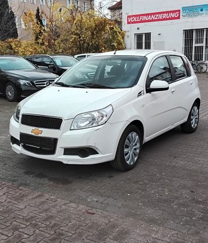 Chevrolet Aveo Schrägheck LS  Neue Tüv