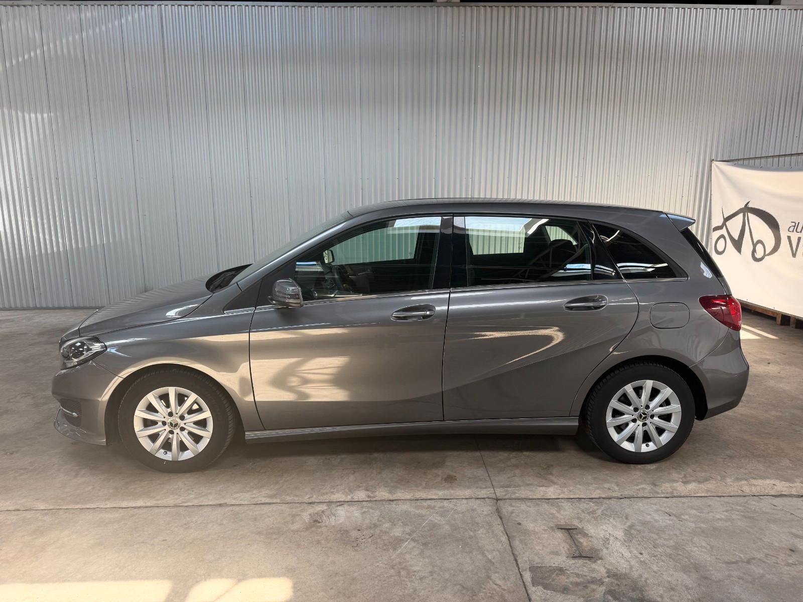 Mercedes-Benz B 180 Aut. Navi Camera B2B Preis
