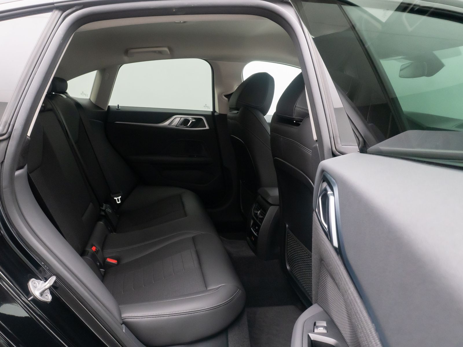 Fahrzeugabbildung BMW 420 Gran Coup&eacute; DAB Kamera CockitPlus Leder Sport