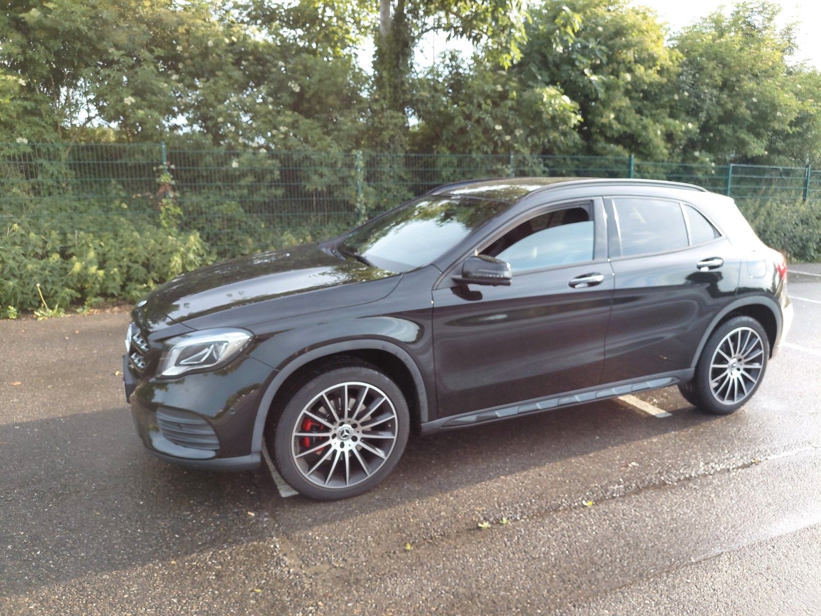 MERCEDES-BENZ GLA 250 4MATIC DCT PEAK Edition PEAK Edition