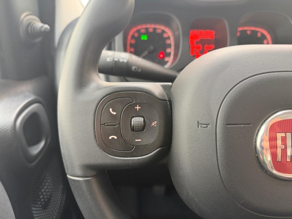 Fiat Panda BLUETOOTH DAB KLIMA MULTIFLENKRAD MP3 STAR
