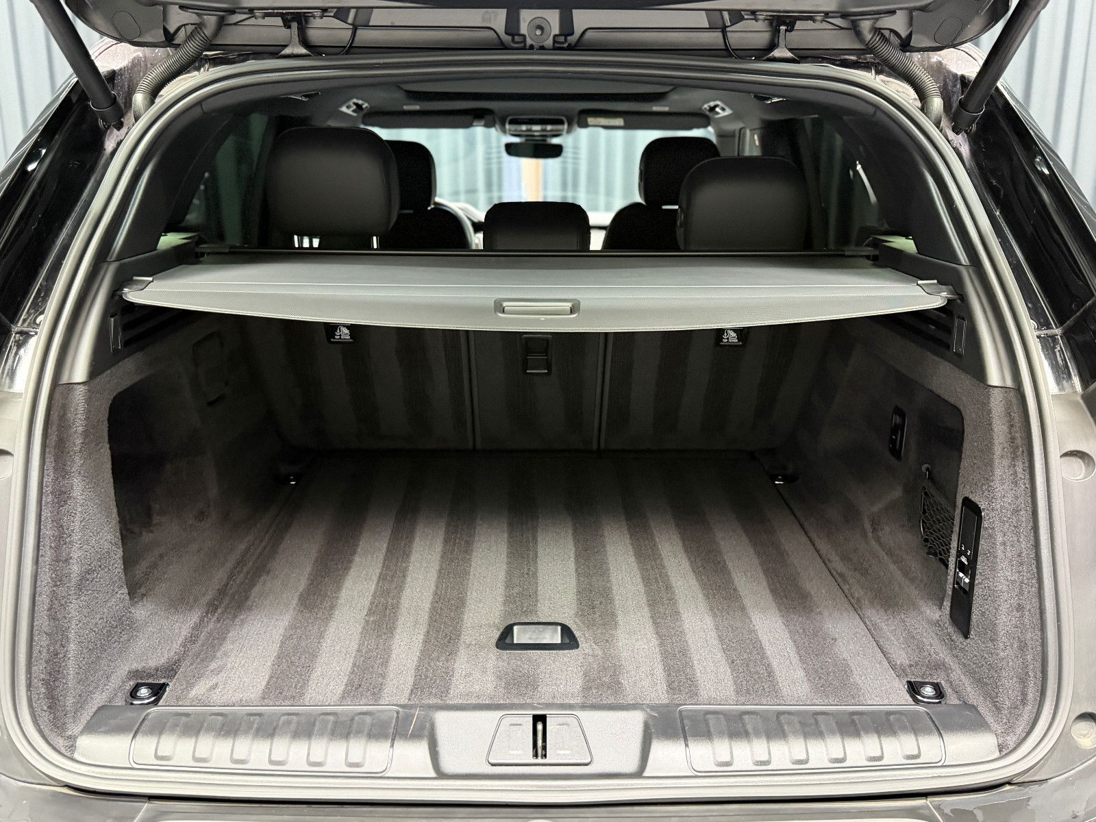 Fahrzeugabbildung Land Rover Range Rover Sport S Hybrid |MERIDIAN|360°|LUFT