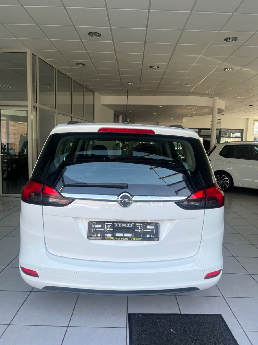 Fahrzeugabbildung Opel Zafira C Edition* Standheizung