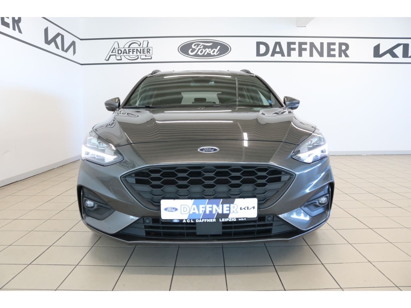 Fahrzeugabbildung Ford Focus Turnier ST-Line Automatik LED Kamera