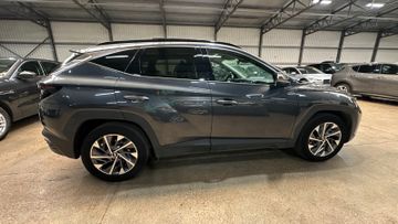 Hyundai TUCSON - 4