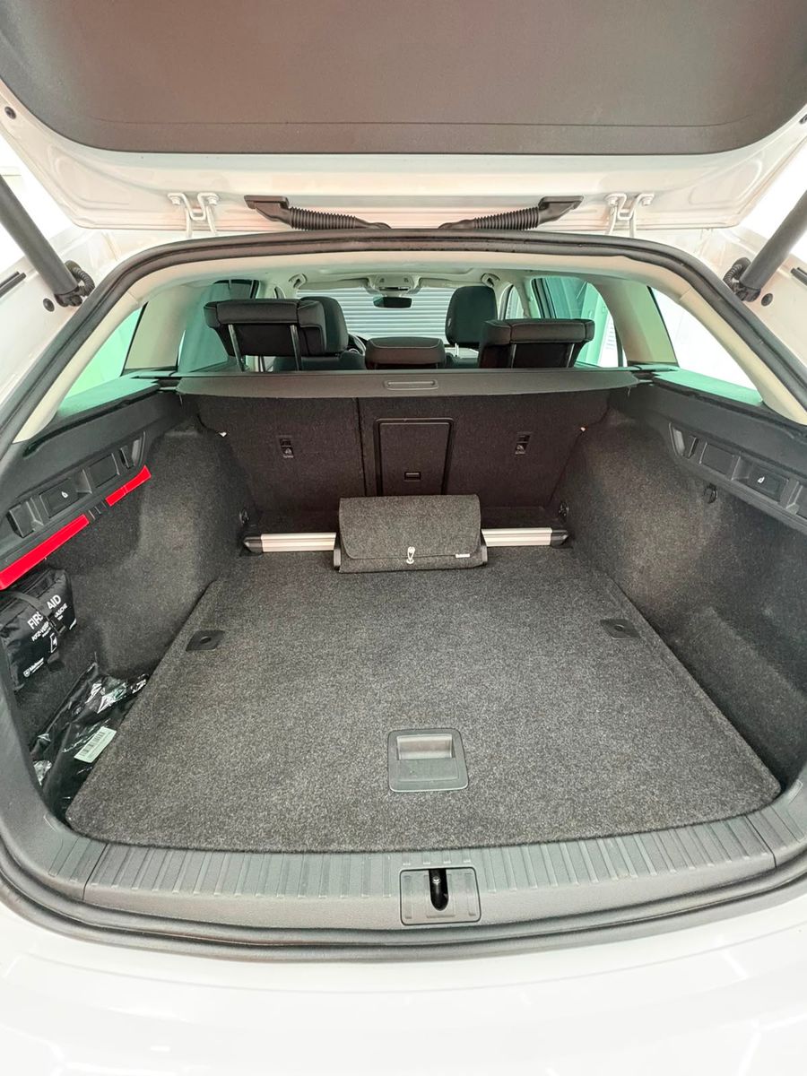 Skoda Octavia Combi First Edition Pano foto 25